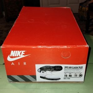 Vintage Nike air golf shoes
